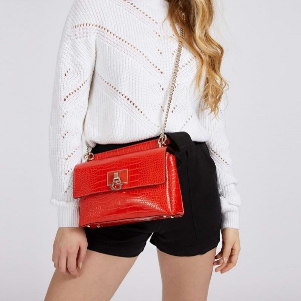 Guess - Sac bandoulière Carabel motif...