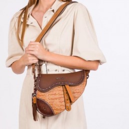 Anekke - Sac saddle Arizona