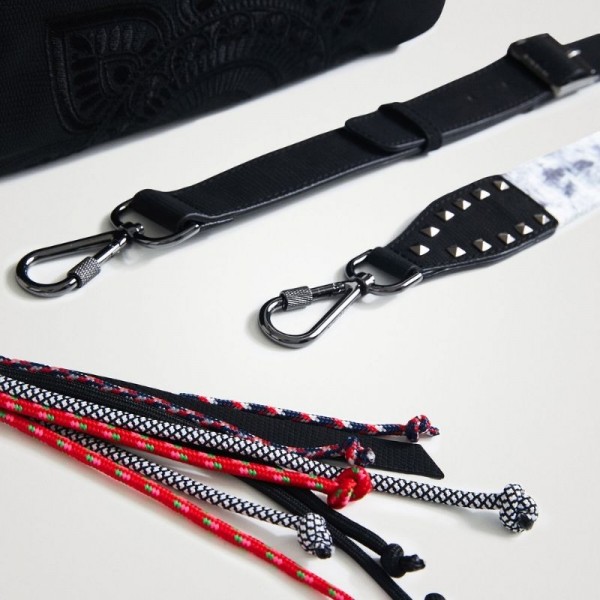 Desigual - Sac à main gravé 21waxp56