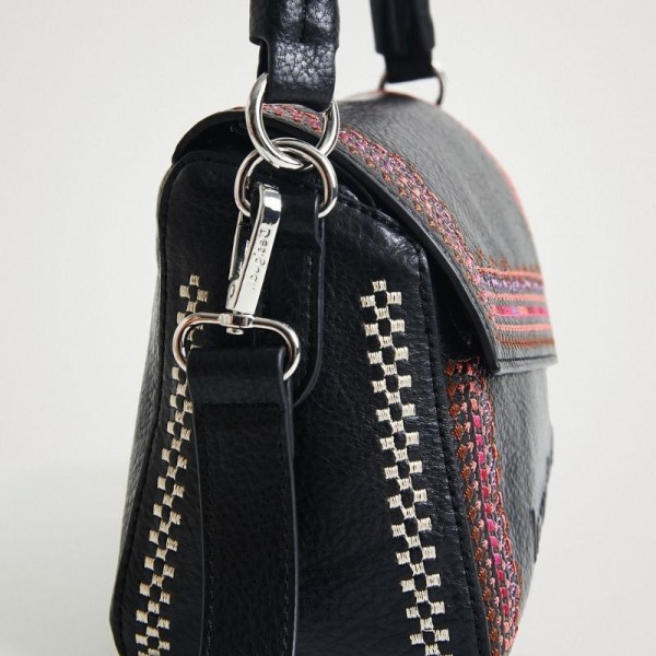 Desigual - Sac avec des broderies... Desigual - Sac avec des broderies...