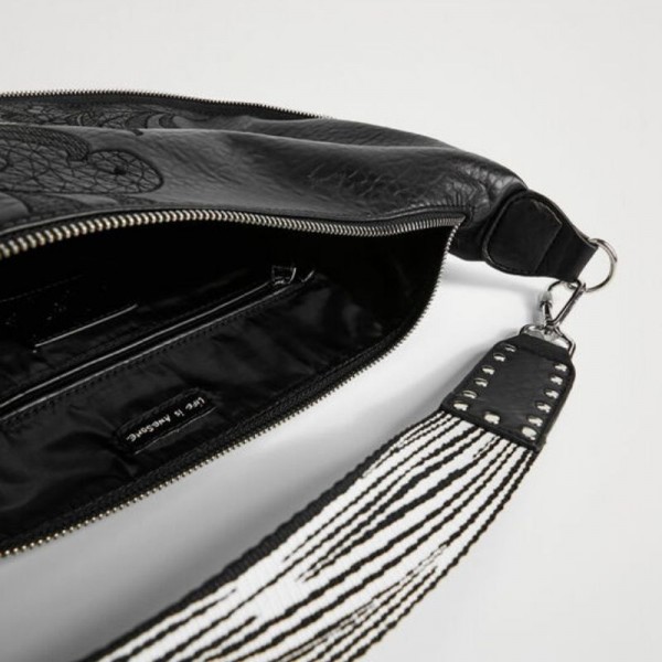 Desigual - Sac bandoulière broderies... Desigual - Sac bandoulière broderies...