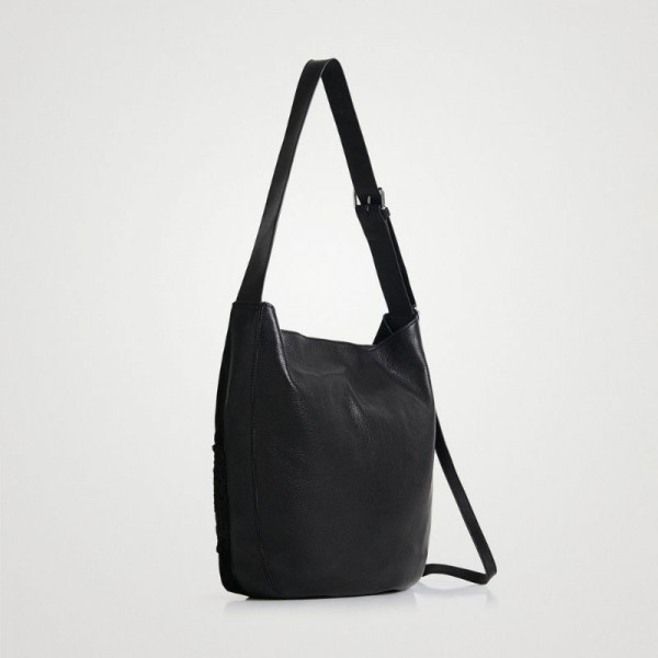 Desigual - Sac porté épaule en cuir... Desigual - Sac porté épaule en cuir...