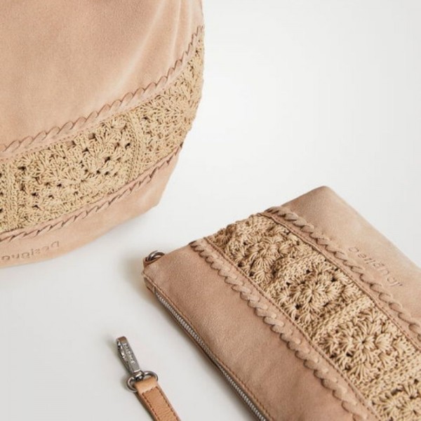 Desigual - Sac porté épaule en cuir... Desigual - Sac porté épaule en cuir...