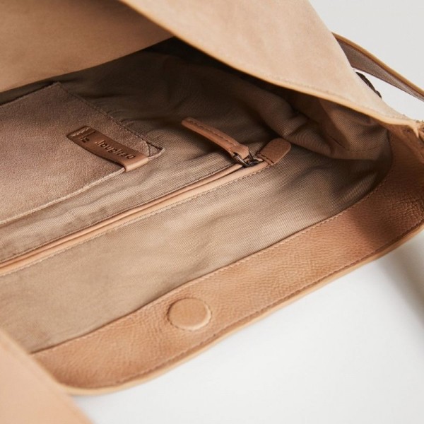 Desigual - Sac porté épaule en cuir... Desigual - Sac porté épaule en cuir...