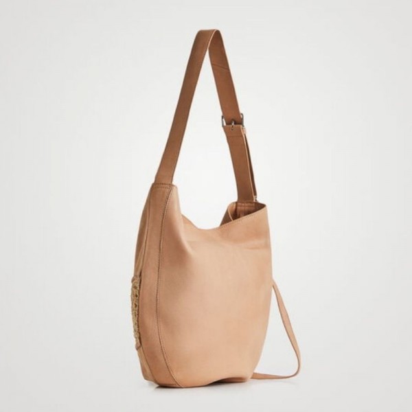 Desigual - Sac porté épaule en cuir... Desigual - Sac porté épaule en cuir...