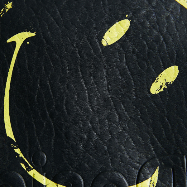 Desigual - Sac bandoulière Smiley®... Desigual - Sac bandoulière Smiley®...