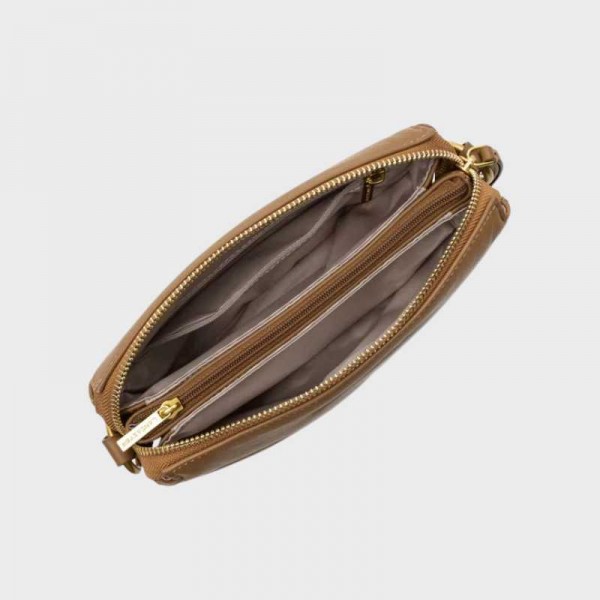 Lancaster - Pochette en cuir soft... Lancaster - Pochette en cuir soft...
