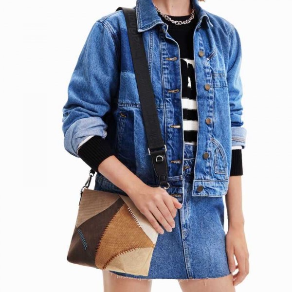 Desigual - Sac bandoulière textures... Desigual - Sac bandoulière textures...