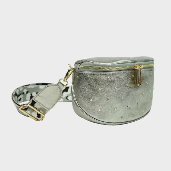 Anais - Sac banane cloutée en cuir Capri