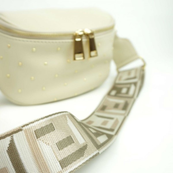 Anais - Sac banane cloutée en cuir Capri