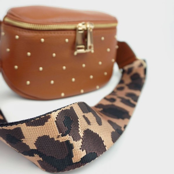 Anais - Sac banane cloutée en cuir Capri