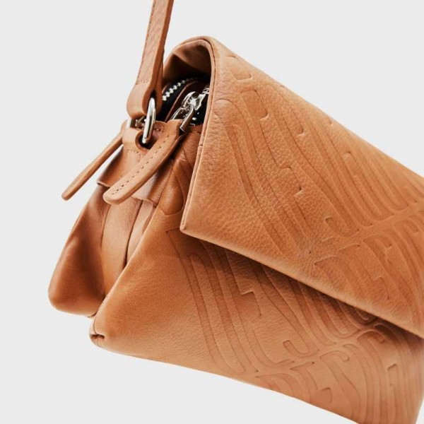 Desigual - Sac bandoulière en cuir... Desigual - Sac bandoulière en cuir...