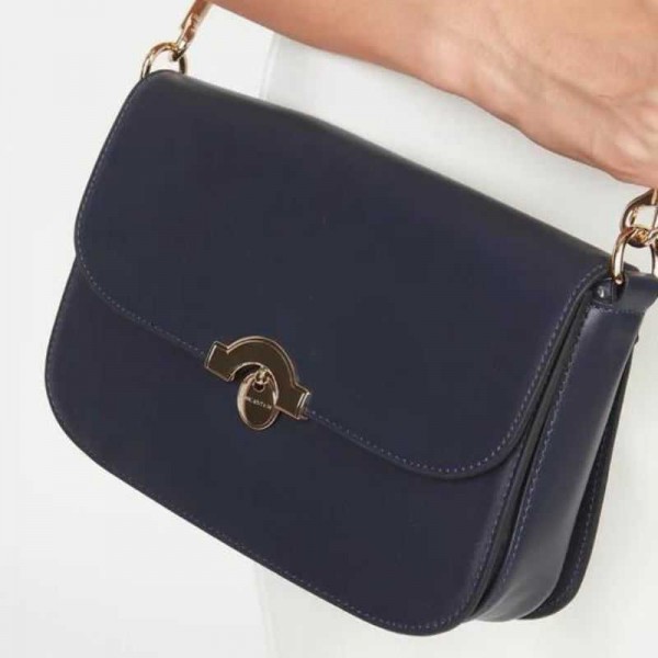 Lancaster - Sac besace Paris médaille... Lancaster - Sac besace Paris médaille...