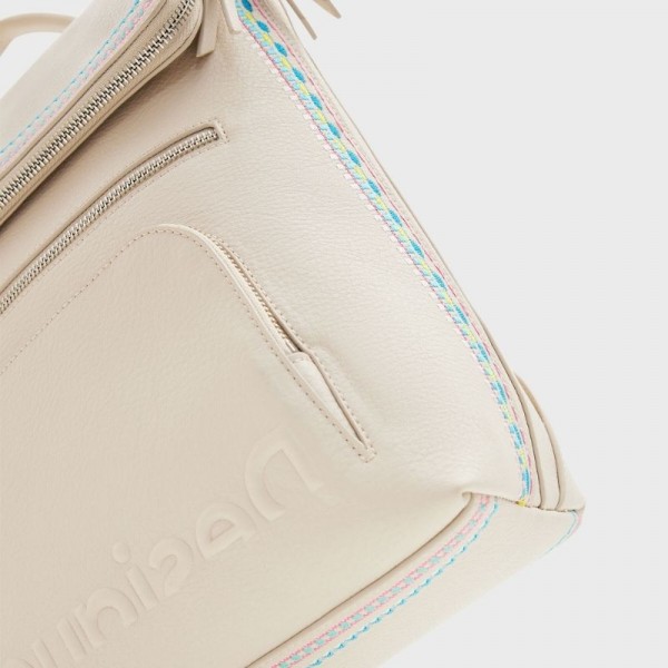 Desigual - Sac à dos brodé avec rabat...