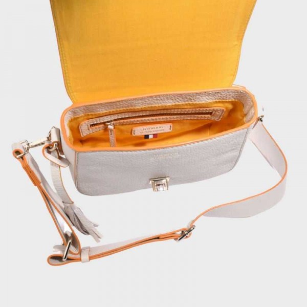 Loxwood - Sac besace en cuir grainé... Loxwood - Sac besace en cuir grainé...