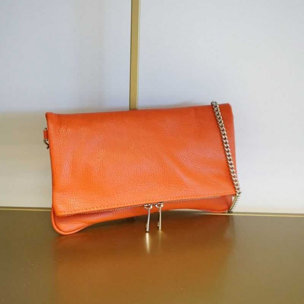 Anais - Pochette en cuir avec rabat...