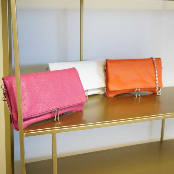 Anais - Pochette en cuir avec rabat...