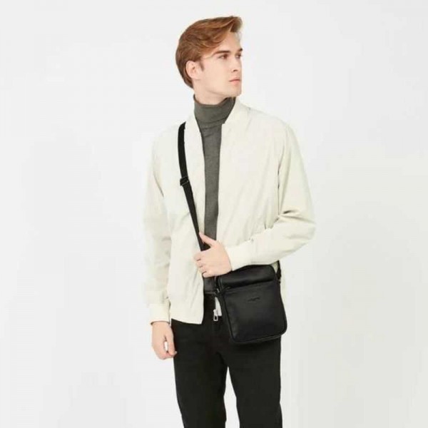 Lancaster - Sacoche en cuir Soft... Lancaster - Sacoche en cuir Soft...