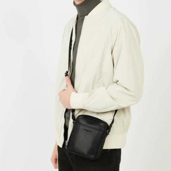 Lancaster - Petite sacoche en cuir... Lancaster - Petite sacoche en cuir...
