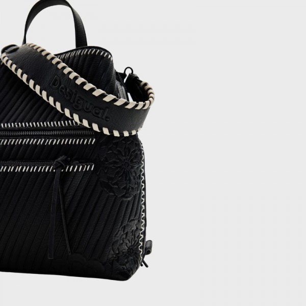 Desigual - Sac à dos relief 23wakp07 Desigual - Sac à dos relief 23wakp07