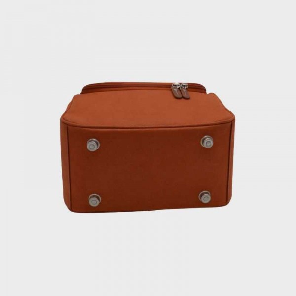 Jump - Vanity Uppsala