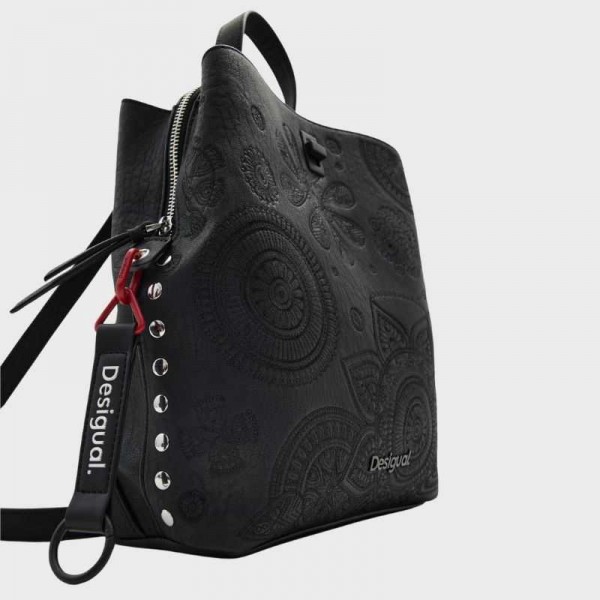 Desigual - Sac à dos clouté et brodé...