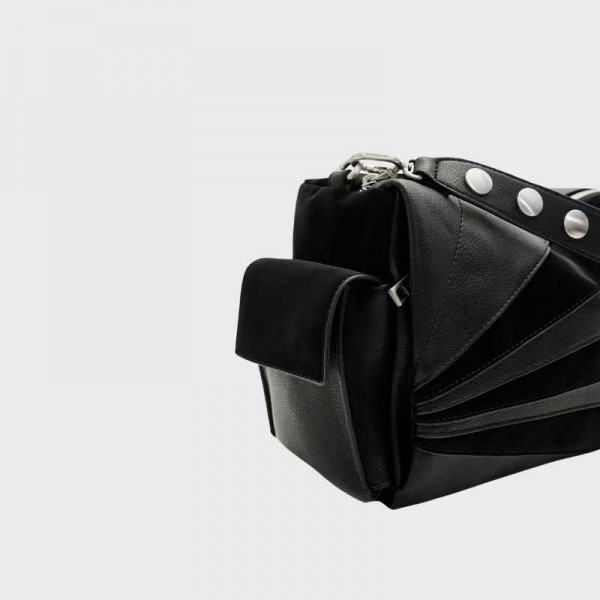 Desigual - Sac patchwork texturé... Desigual - Sac patchwork texturé...