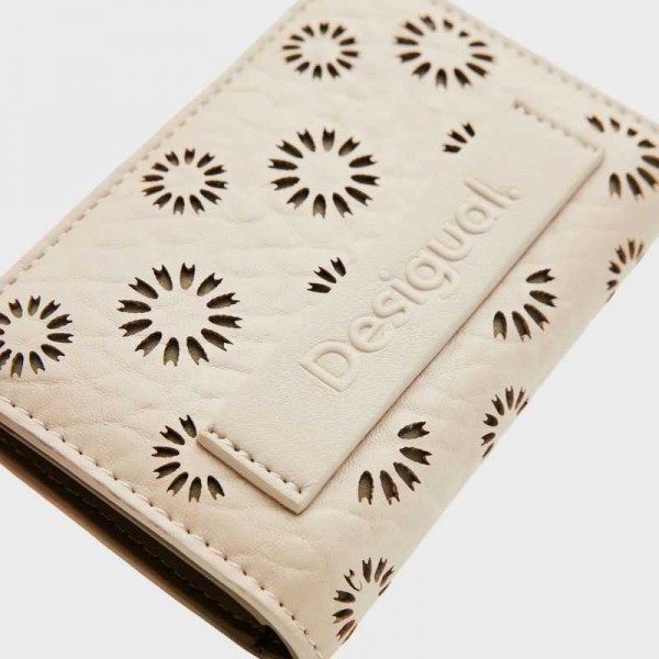 Desigual - Petit portefeuille estampé... Desigual - Petit portefeuille estampé...