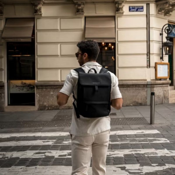 Kapten & Son - Sac à dos avec rabat...