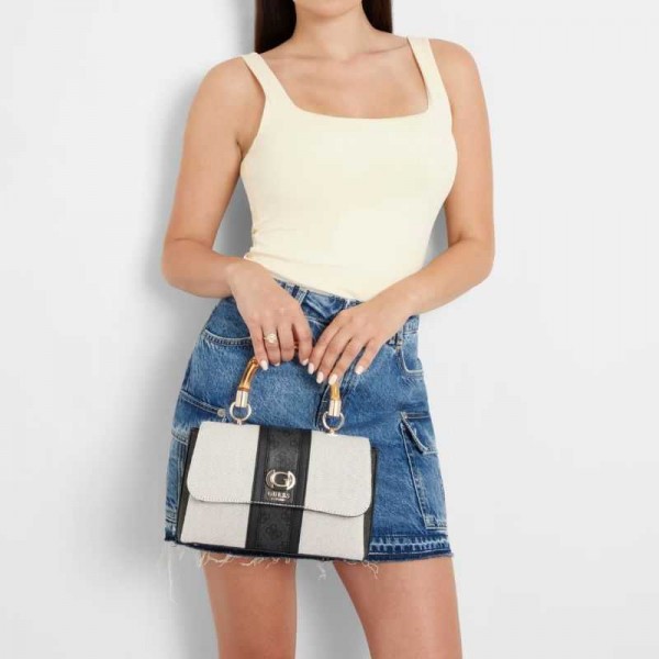 Guess - Sac à main avec poignée... Guess - Sac à main avec poignée...