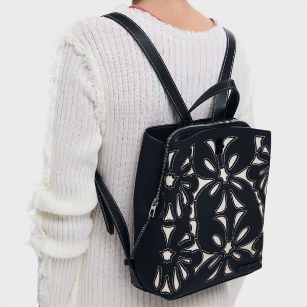 24wakp11 Desigual sur pecari.fr