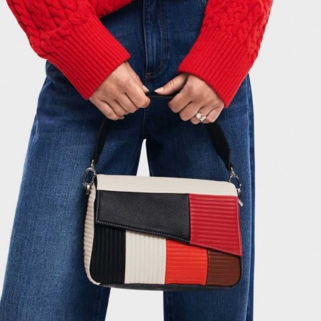 24waxp47 9019 Desigual sur pecari.fr