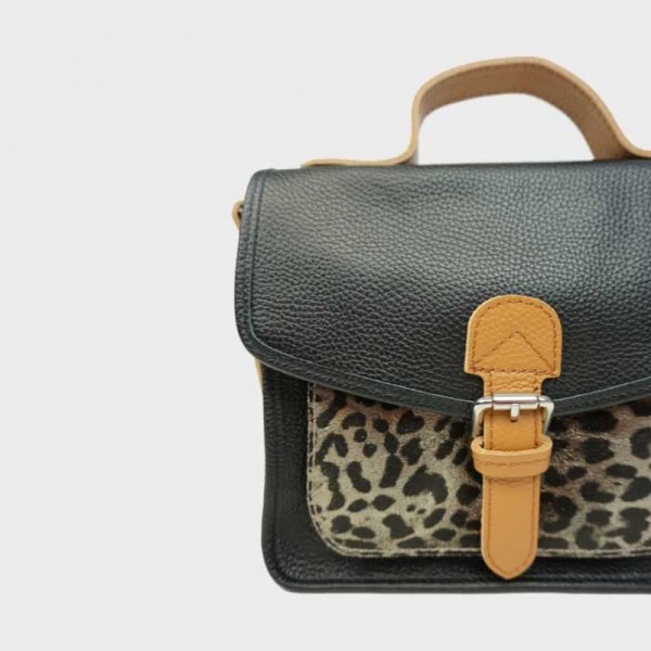 Anais - Cartable en cuir avec poche... Anais - Cartable en cuir avec poche...