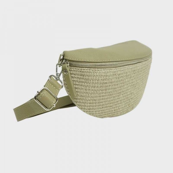 Anais - Sac banane en raphia garni...