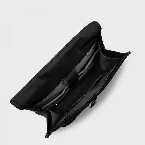 Lancaster - Sac à dos noir en toile... Lancaster - Sac à dos noir en toile...