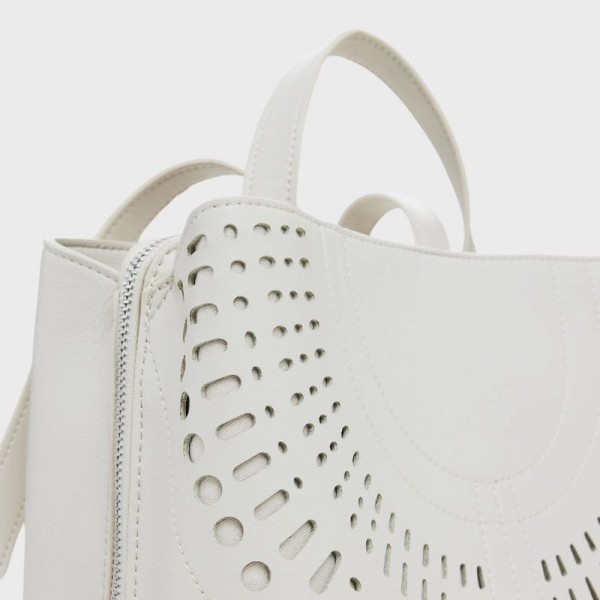 Desigual - Sac à dos perforé 25sakp13 Desigual - Sac à dos perforé 25sakp13