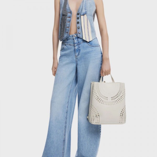 Desigual - Sac à dos perforé 25sakp13 Desigual - Sac à dos perforé 25sakp13