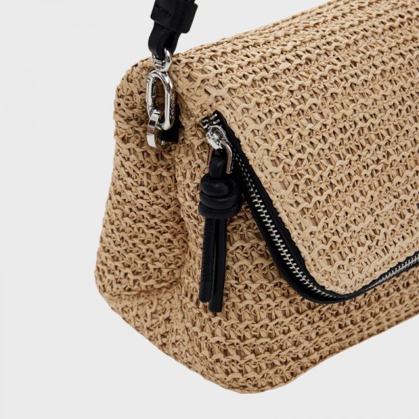 Desigual - Sac bandoulière en raphia... Desigual - Sac bandoulière en raphia...