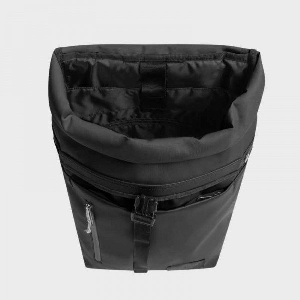 Eastpak - Sac à dos noir en toile...