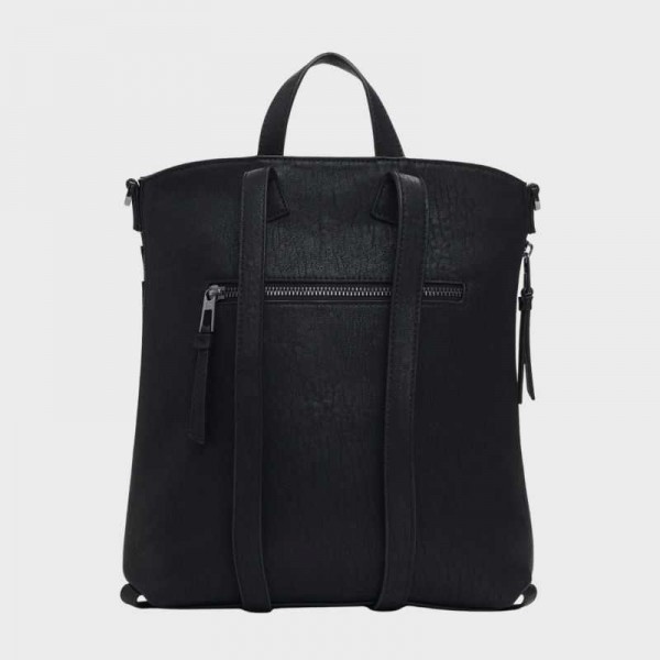 Desigual - Sac à dos noir clouté... Desigual - Sac à dos noir clouté...