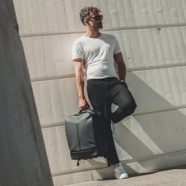 Jump - Sac à dos cabine 45x35x20cm... Jump - Sac à dos cabine 45x35x20cm...