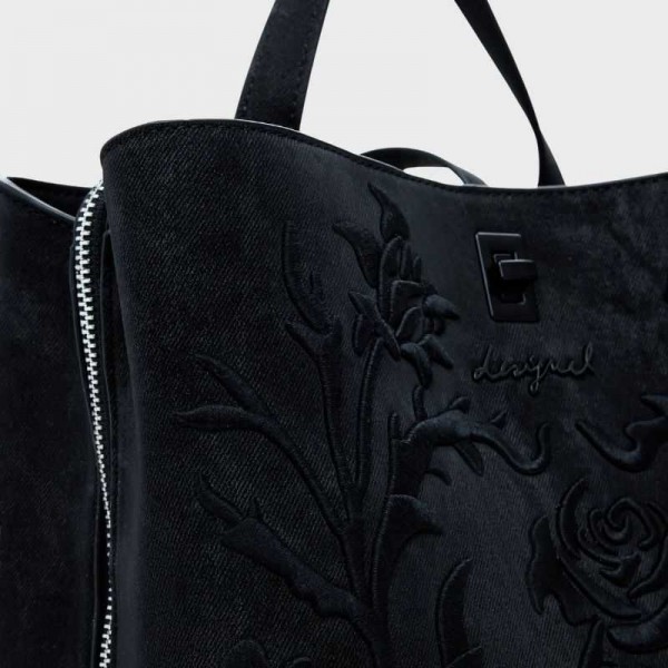 Desigual - Sac à dos noir à fleurs 3D... Desigual - Sac à dos noir à fleurs 3D...