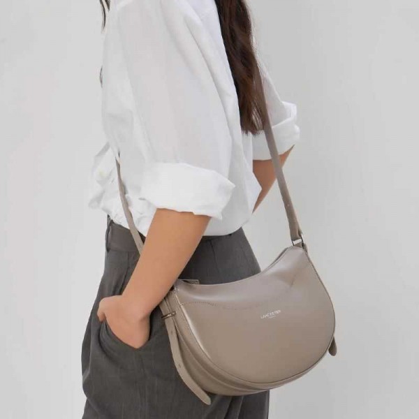 Lancaster- Sac demi-lune en cuir...