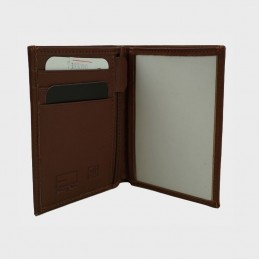 Eliott Clarke -... 2