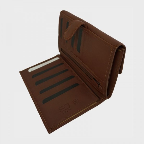 Eliott Clarke - Grand portefeuille en...