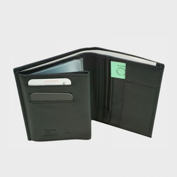 Eliott Clarke - Grand portefeuille en... Eliott Clarke - Grand portefeuille en...